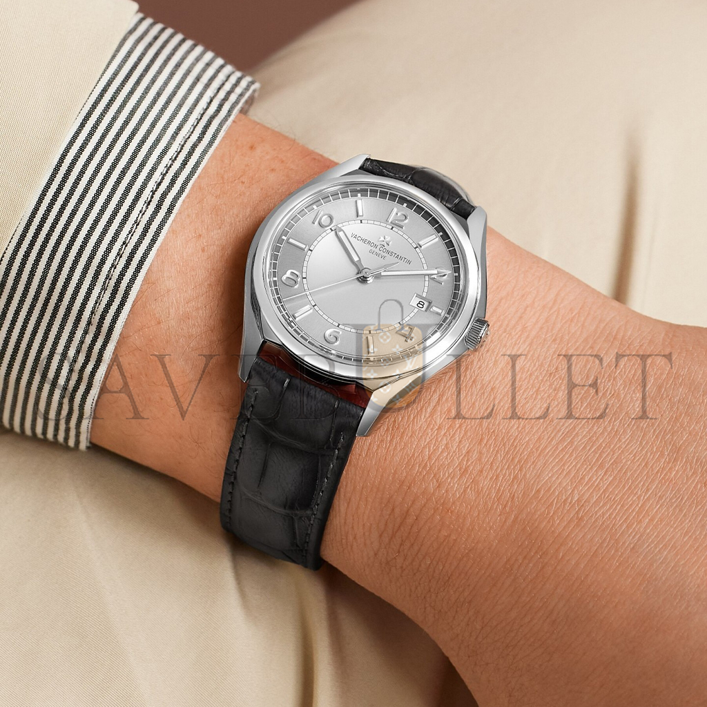 vacheron Co*sta*t*n self-winding 40 mm watch 4600e/000a-b442